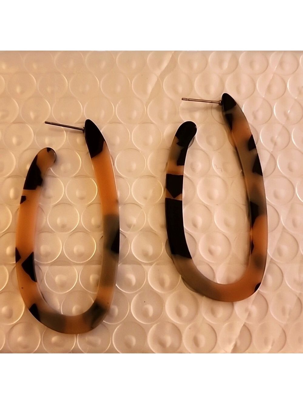 Acrylic hoops Zinc alloy stud earrings
